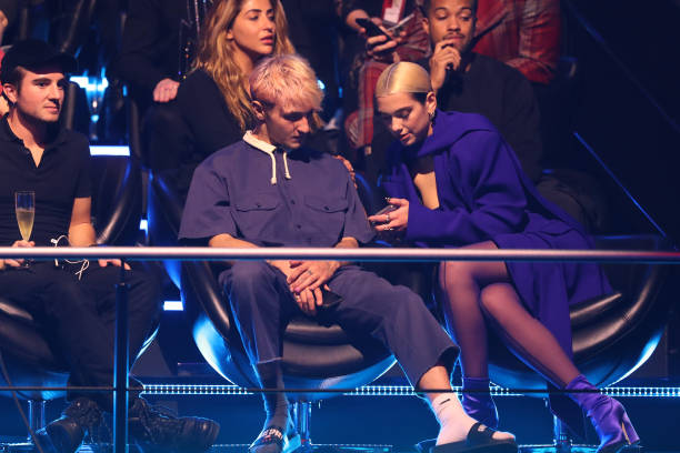 Anwar Hadid and Dua Lipa During the Mtv Emas 2019