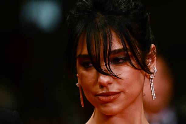 British Singer and Model Dua Lipa Arrives (612×408)