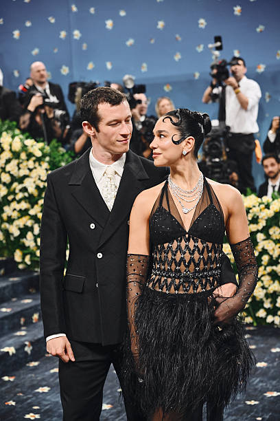 Callum Turner Dua Lipa at the 2025 Met Gala Celebr