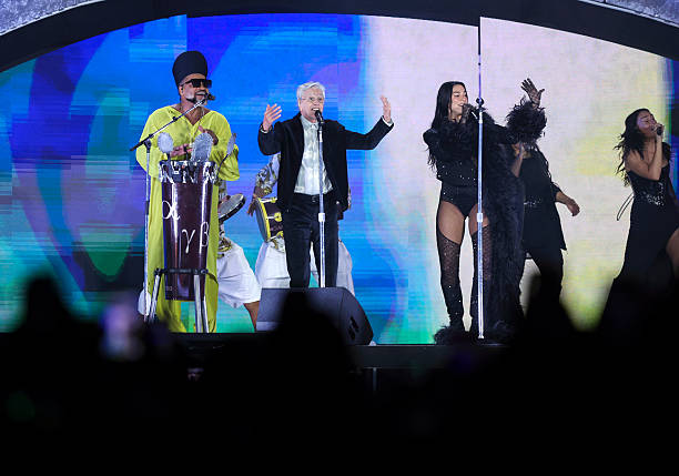 Carlinhos Brown Caetano Veloso and Dua Lipa Perfor