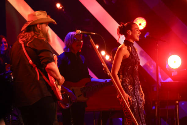 Chris Stapleton and Dua Lipa Perform Onstage