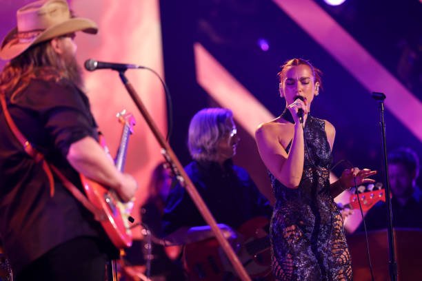 Chris Stapleton and Dua Lipa Performs Onstage