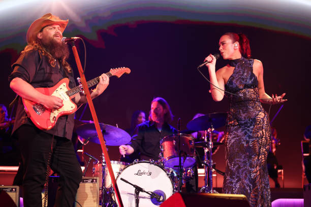 Chris Stapleton and Dua Lipa Performs Onstage