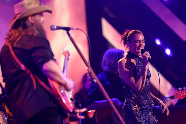 Chris Stapleton and Dua Lipa Performs Onstage