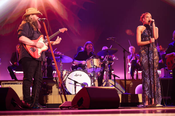 Chris Stapleton and Dua Lipa Performs Onstage