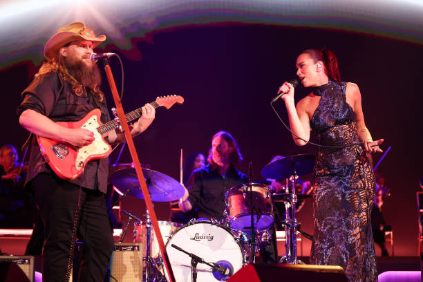 Chris Stapleton and Dua Lipa Performs Onstage
