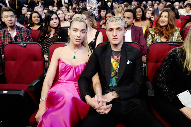 Dua Lipa and Anwar Hadid Attend the 2019 American (612×408)