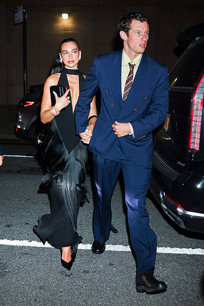 Dua Lipa and Callum Turner Are Seen Outside (408×612)