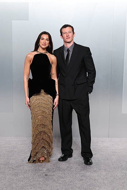 Dua Lipa and Callum Turner Attend the 2026 Vanity (408×612)