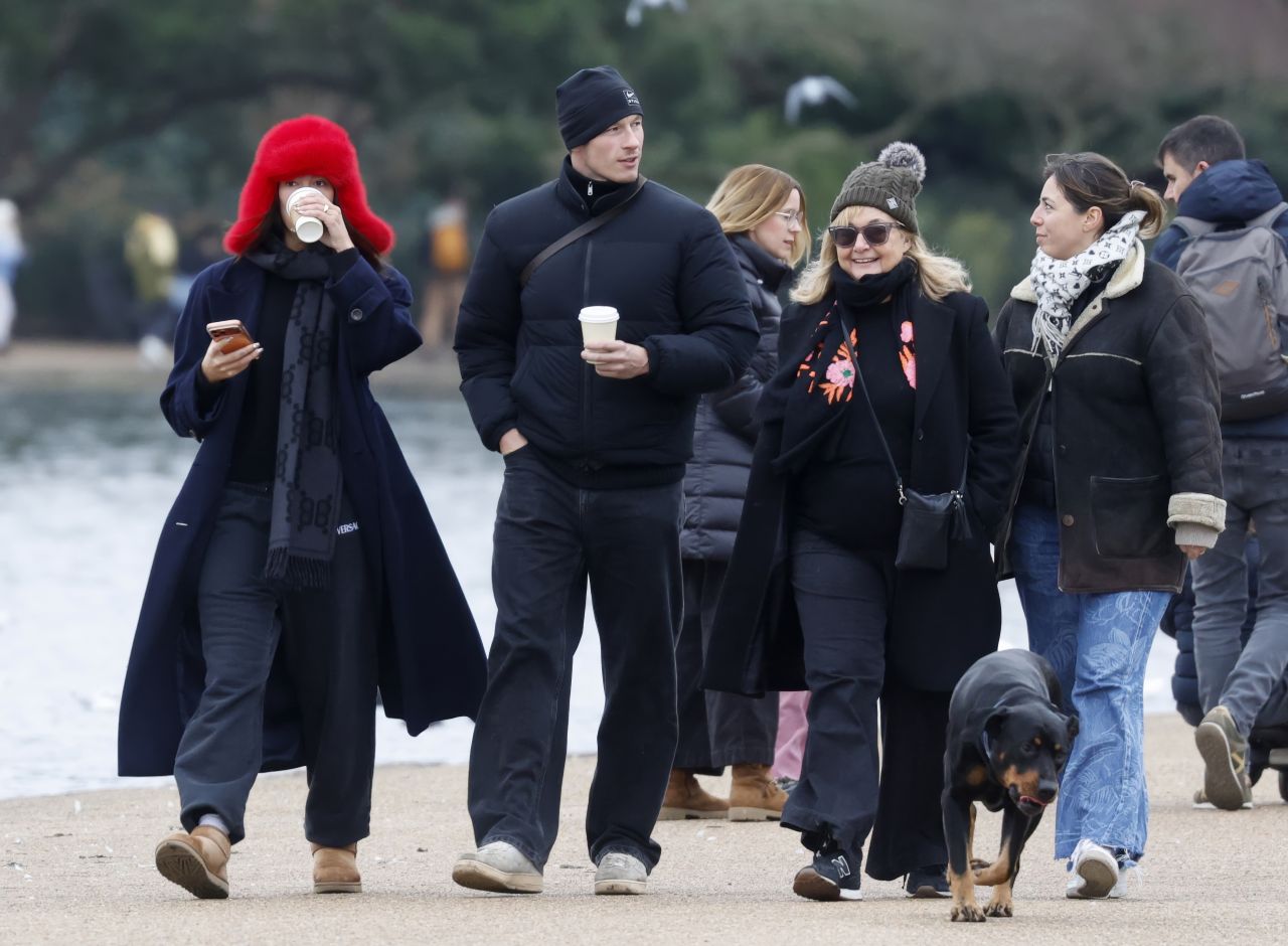 Dua Lipa and Callum Turner Hyde Park Walk December