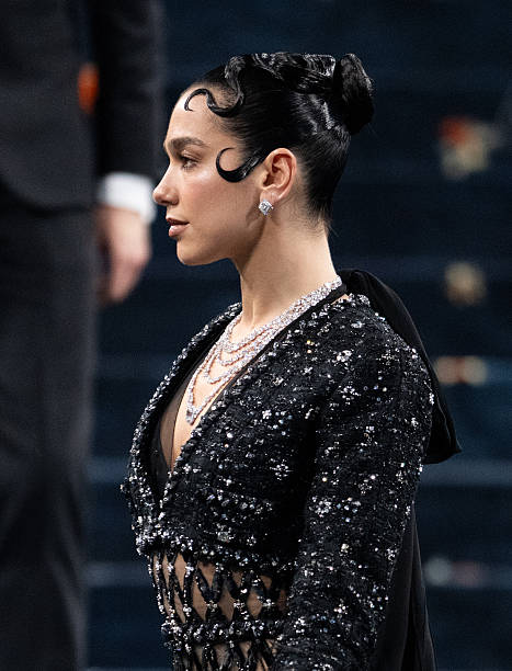 Dua Lipa Arrives to the 2025 Met Gala Celebrating