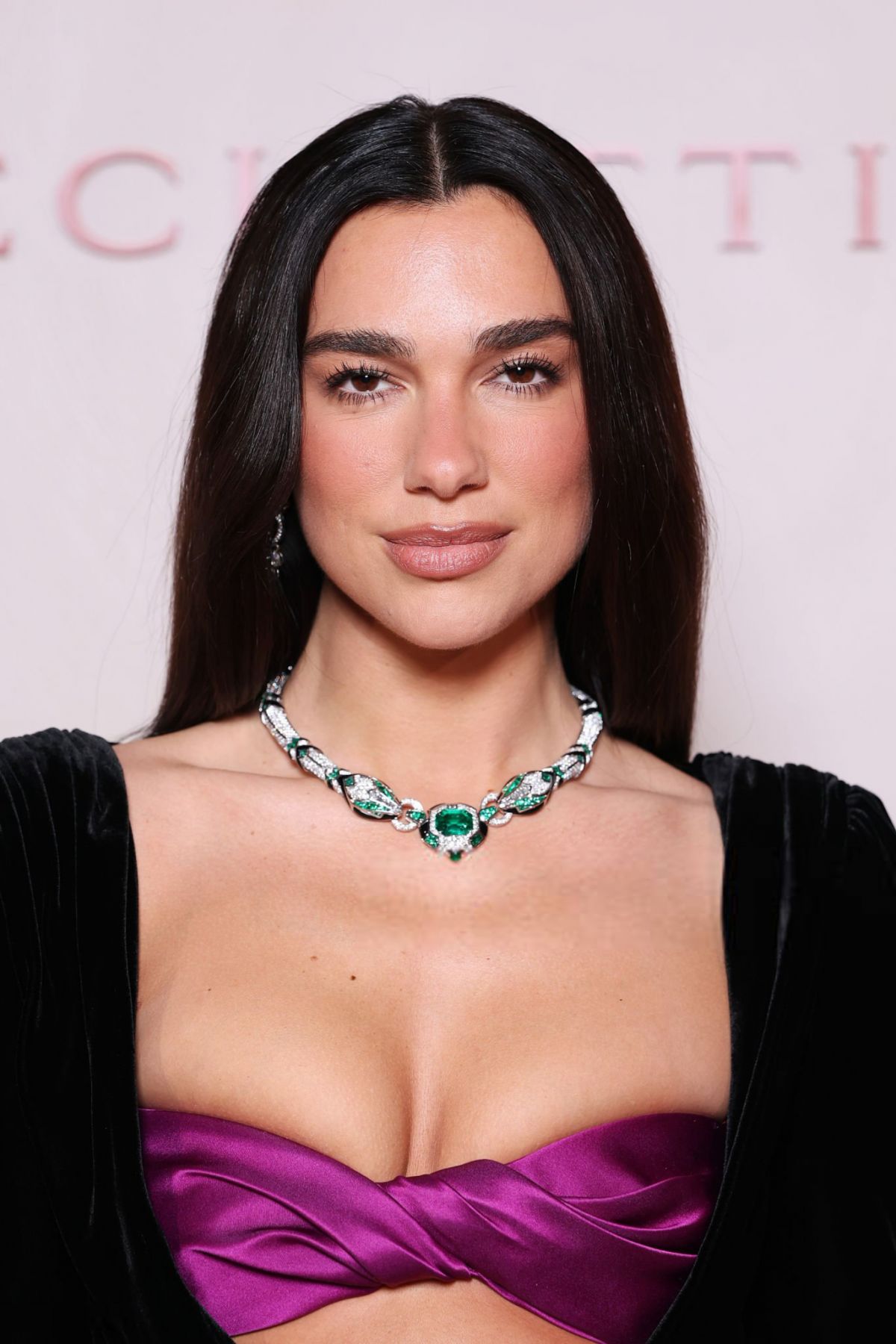 Dua Lipa (1200×1800)
