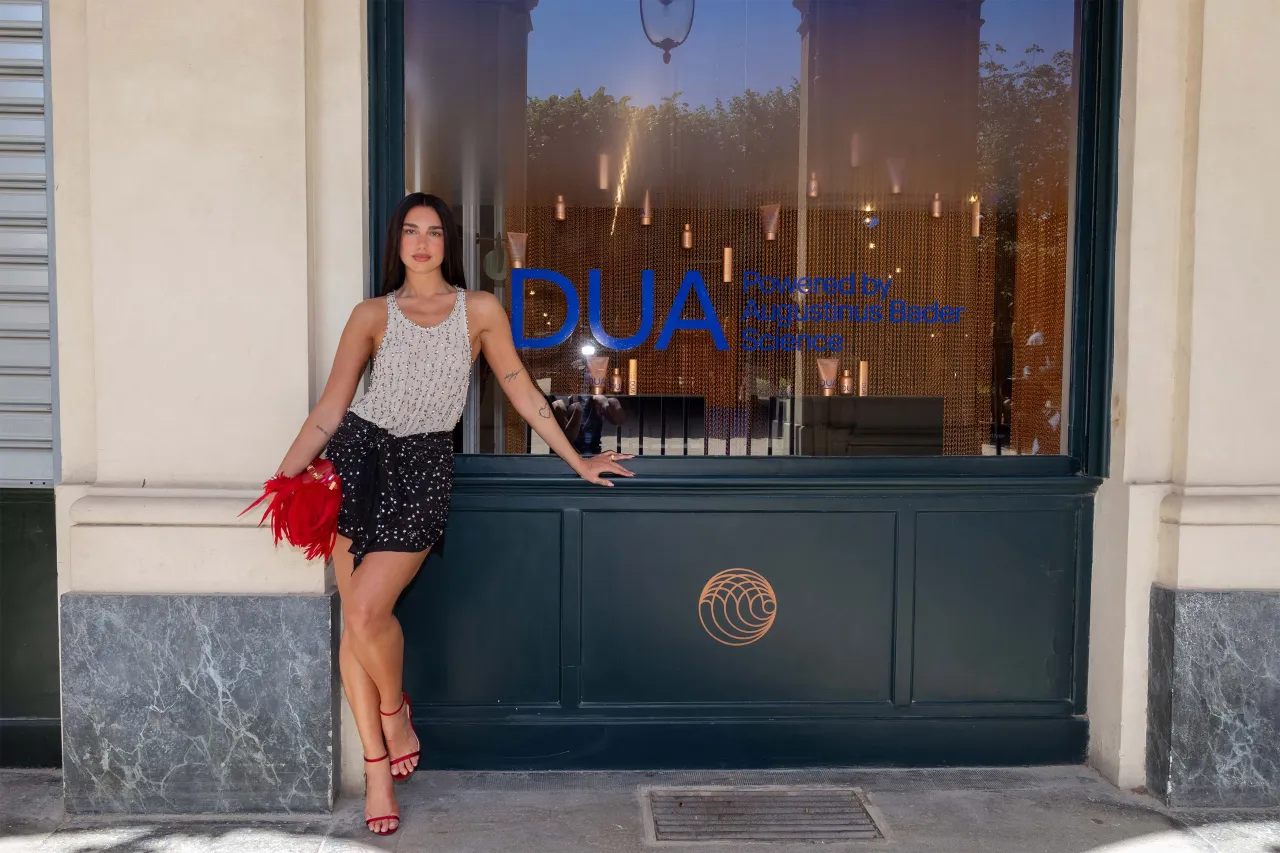 Dua Lipa at Dua by Ab Launch in Paris May 2026 (1280×853)