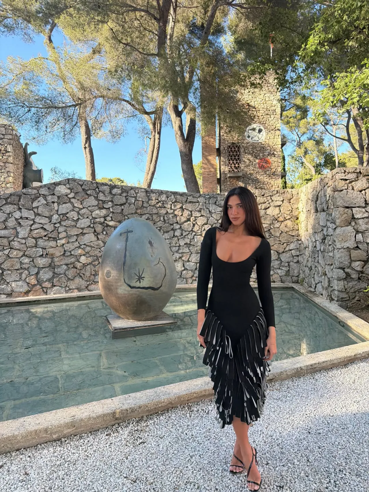 Dua Lipa at Fondation Maeght Cannes May 2026 (1280×1707)