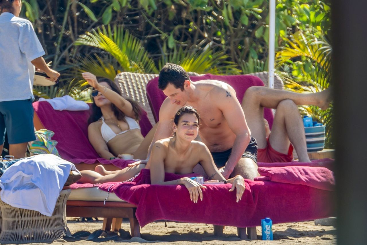 Dua Lipa at the Beach in Mexico December 2025 Vaca