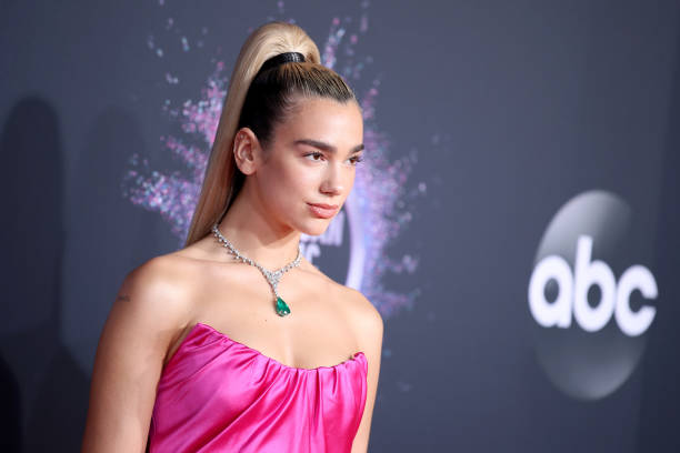 Dua Lipa Attends the 2019 American Music Awards