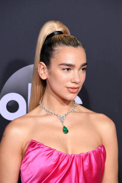 Dua Lipa Attends the 2019 American Music Awards