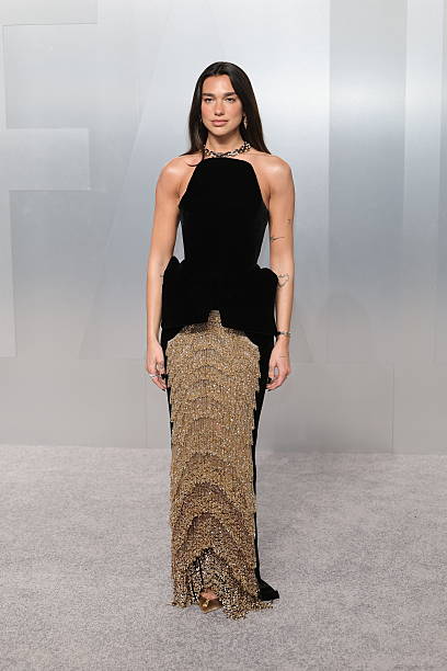Dua Lipa attends the 2026 Vanity Fair Oscar Party Hosted By Mark Guiducci at Los Angeles County Museum of Art on March 15, 2026 in Los Angeles, California — frame 97/107 (408×612)