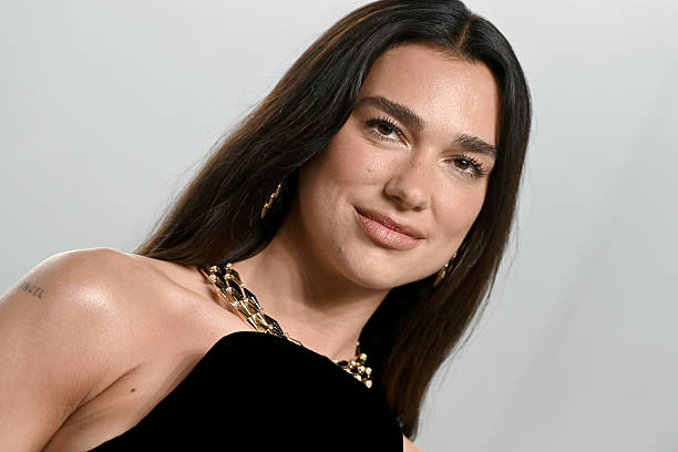 Dua Lipa attends the 2026 Vanity Fair Oscar Party hosted by Mark Guiducci at Los Angeles County Museum of Art on Marc...