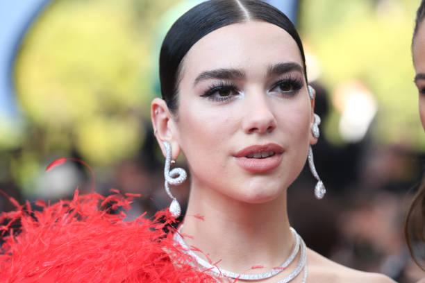 Dua Lipa Attends the Amfar Cannes Gala 2019 at Hot