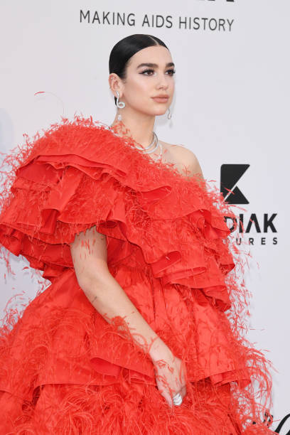 Dua Lipa Attends the Amfar Cannes Gala 2019 at Hot