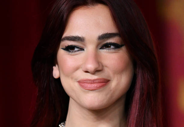 Dua Lipa attends the BRIT Awards 2024 at The O2 Arena on March 02, 2024 in London, England (612×421)