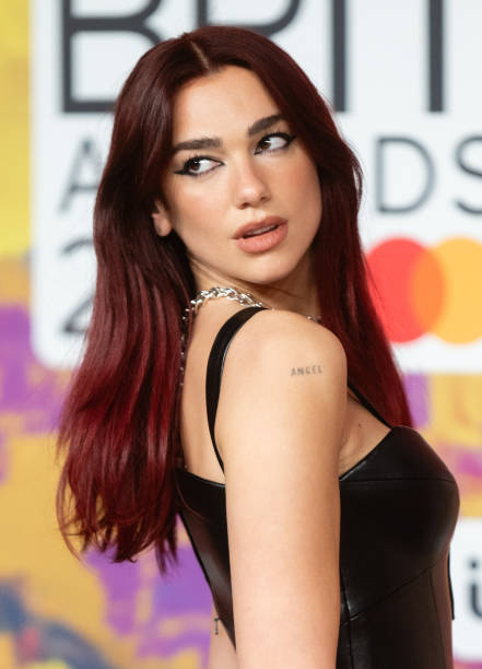 Dua Lipa attends the BRIT Awards 2024 at The O2 Arena on March 02, 2024 in London, England (441×612)