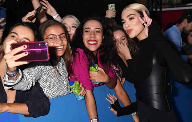 Dua Lipa Attends the Mtv Emas 2019 at Fibes Confer