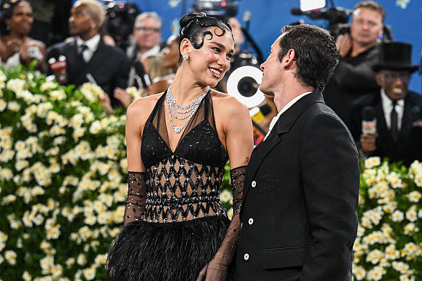 Dua Lipa Callum Turner at the 2025 Met Gala Celebr