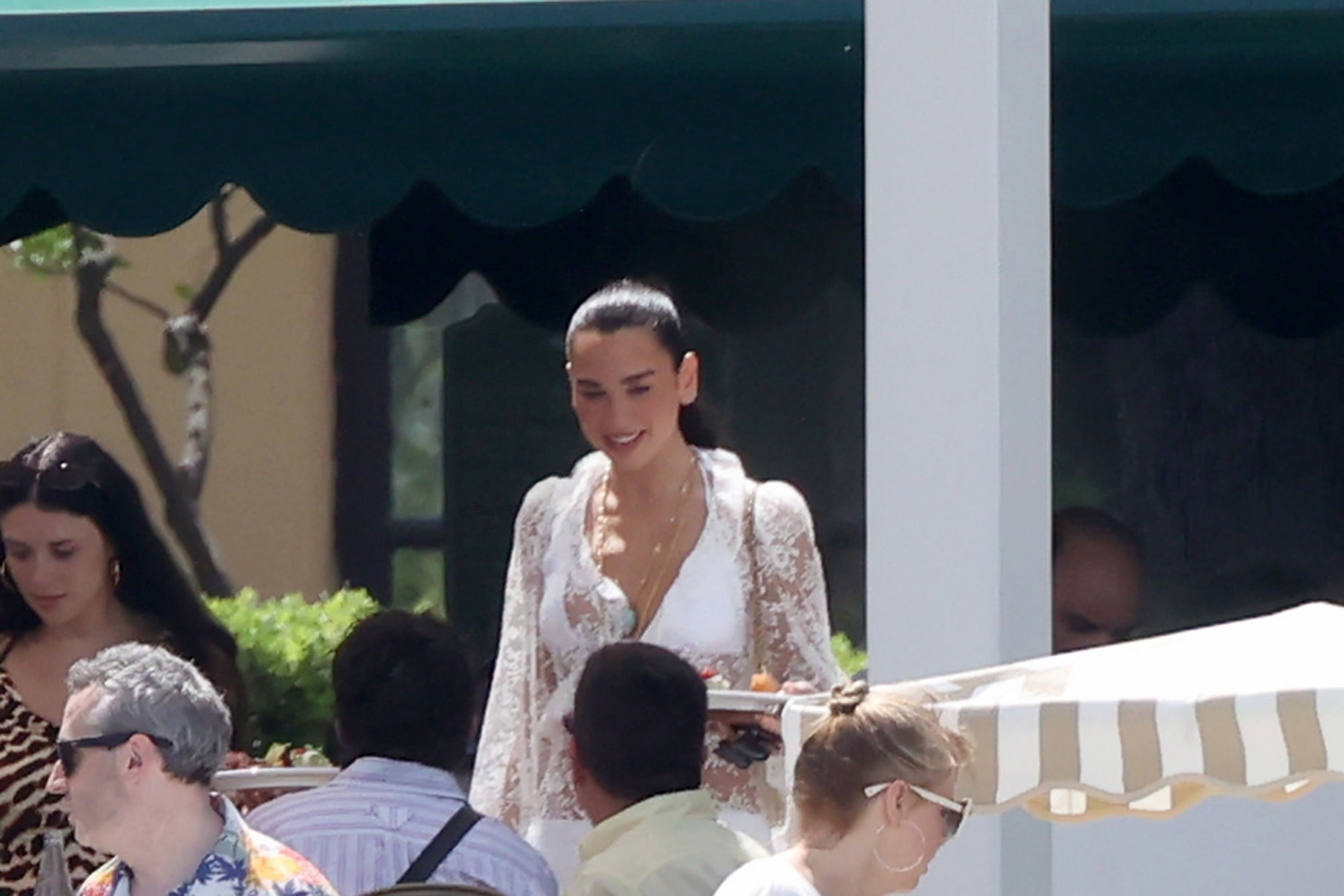 Dua Lipa Callum Turner Host Post Wedding Brunch (2000×1333)