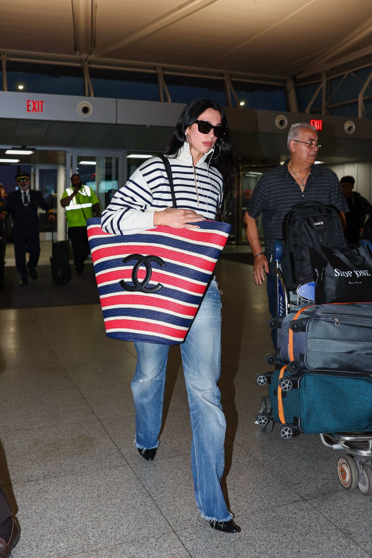Dua Lipa Leaves Jfk International Airport (1200×1800)