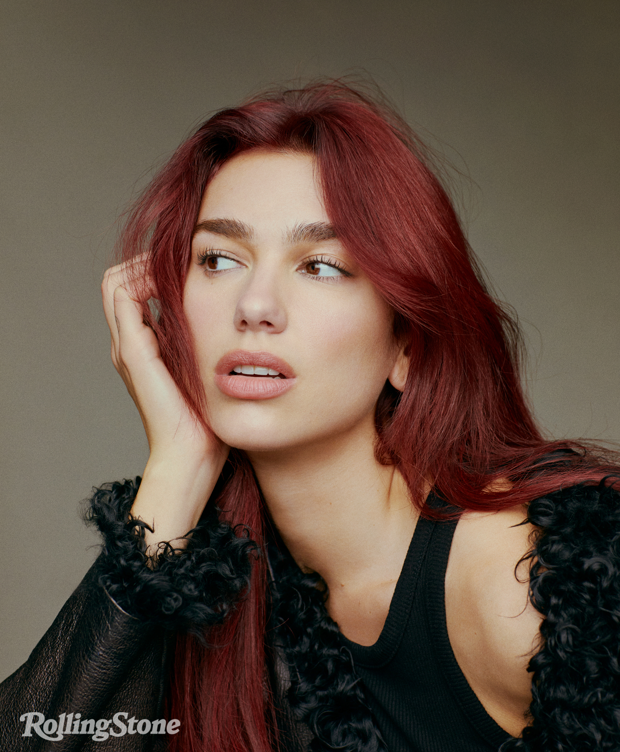 Dua Lipa (1979×2400)