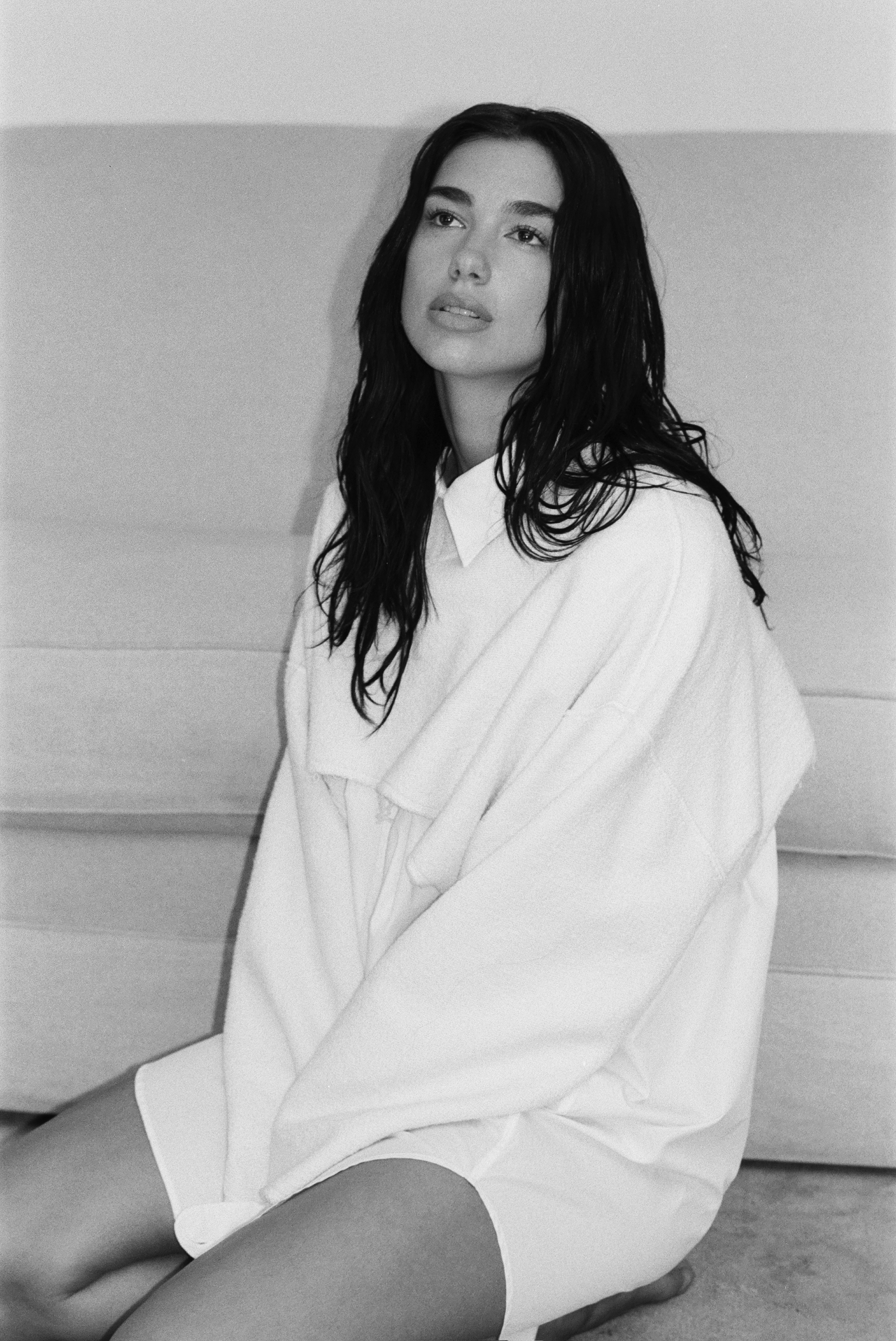 Dua Lipa (2835×4241)
