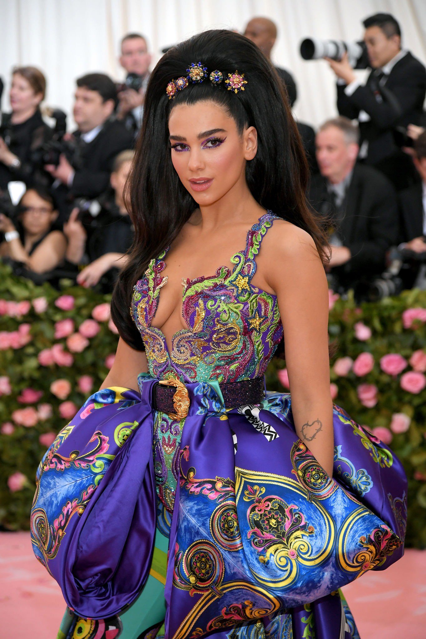 Dua Lipa (1365×2048)