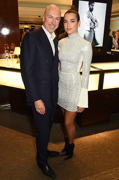 Dylan Jones and Dua Lipa attend the Tiffany & Co. And GQ Style celebration of the Autumn/Winter issue of GQ Style and the iconic Tiffany CT60 watches collection on September 28, 2016 in London, United Kingdom (407×612)