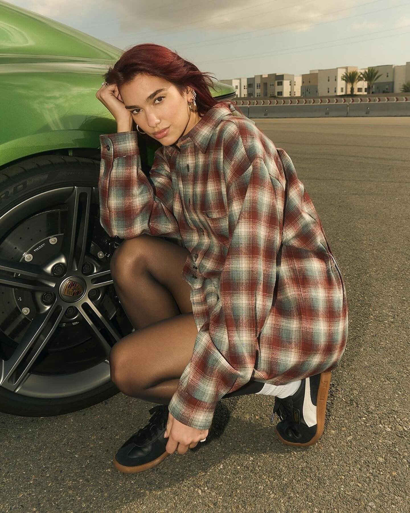 Dua Lipa (1440×1800)