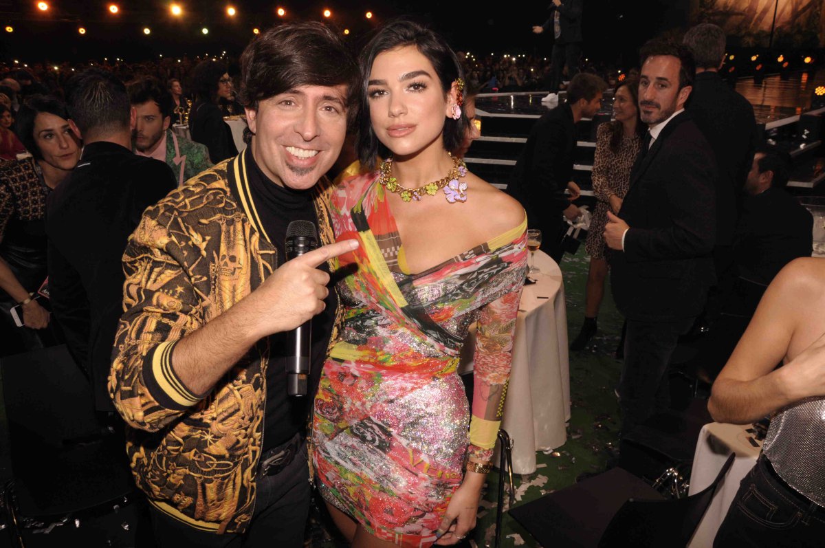 photo 21 in Dua Lipa gallery [id1079502] 2018-11-05 00:00:00 (1200×797)
