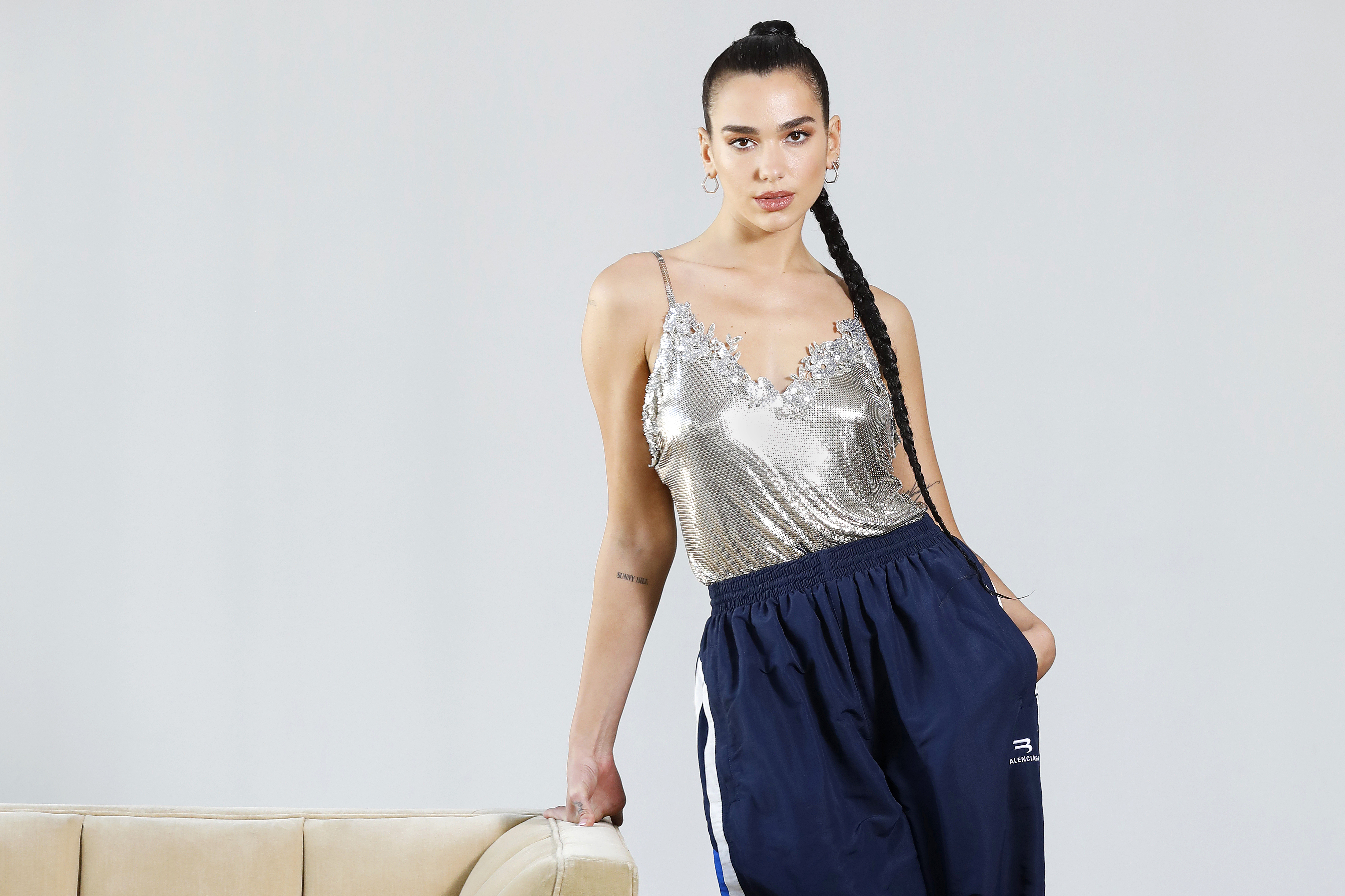 photo 5 in Dua Lipa gallery [id1251728] 2021-04-05 00:00:00 (4398×2932)