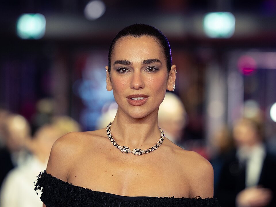 Singer Dua Lipa as a guest at the premiere of Rosebush Pruning at the 2026 Berlin International Film Festival — frame 20/24 (3841×2881)